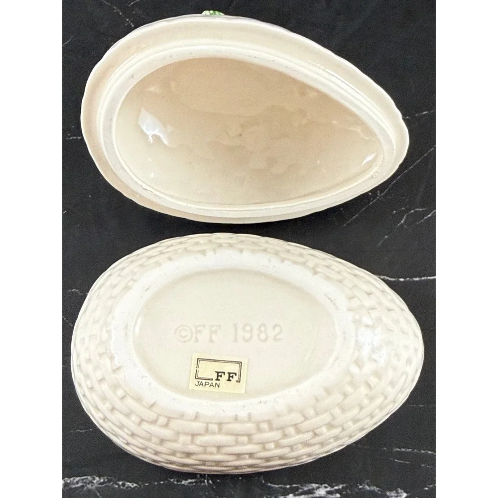 VTG 1982 Fitz and Floyd Ceramic Basketweave Egg Trinket Box 3D Strawberries